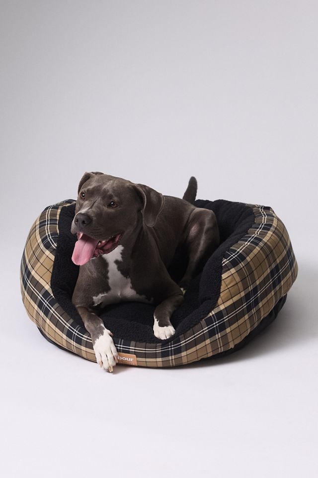 Barbour x Anthropologie 35" Round Tartan Dog Bed #3