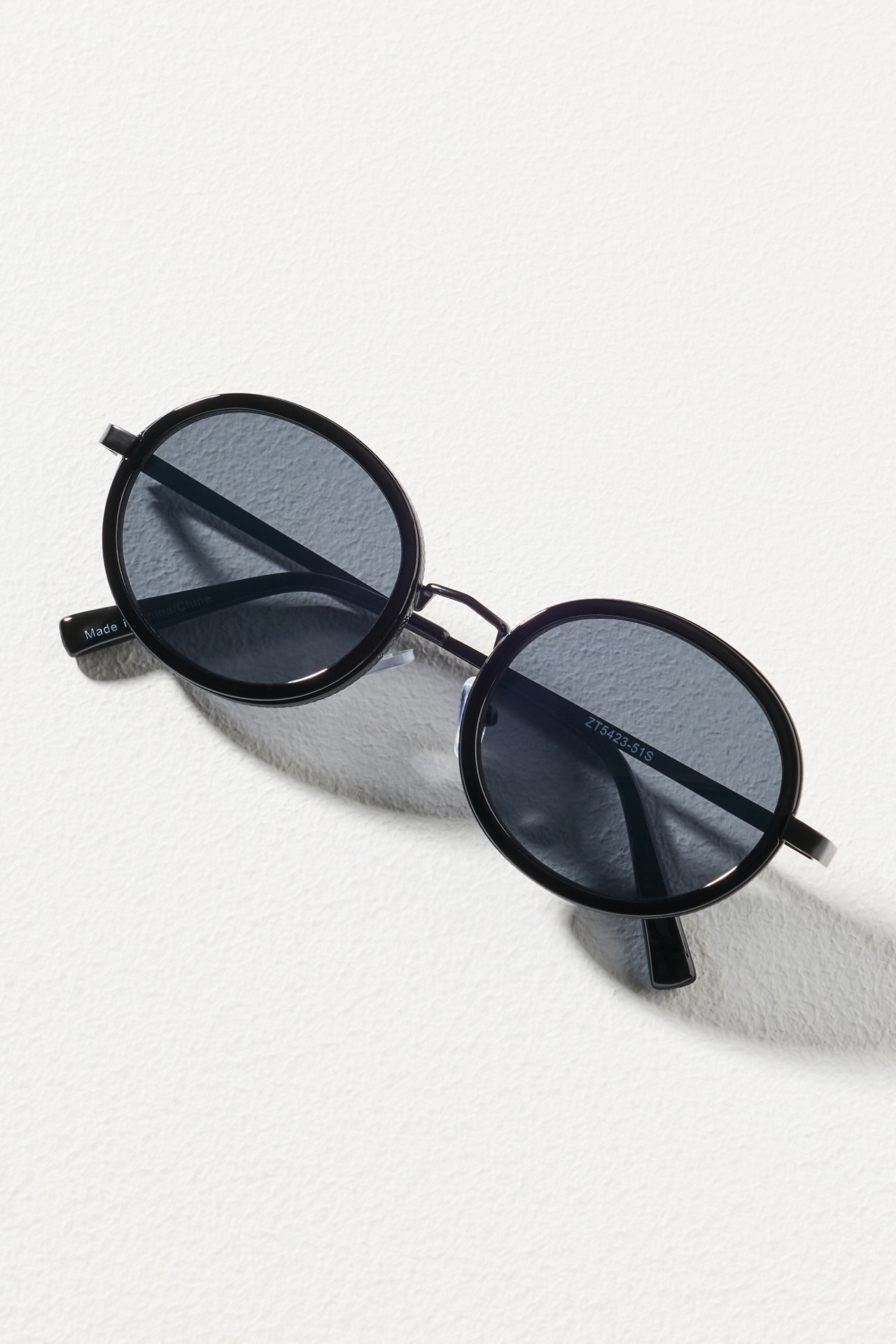 Classic Circle Sunglasses