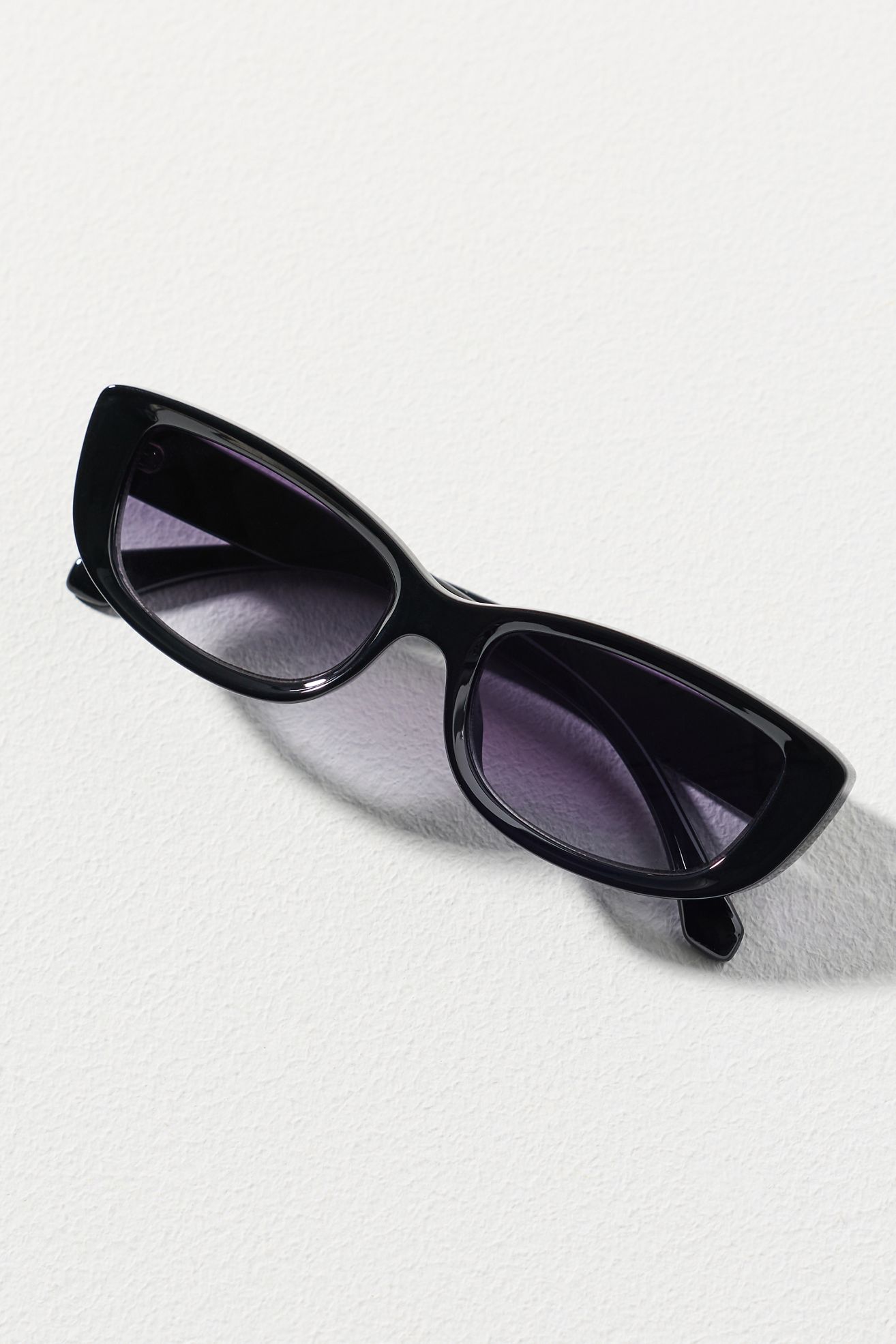 Reality Eyewear Winged Rectangle Sunglasses - Black, One Size