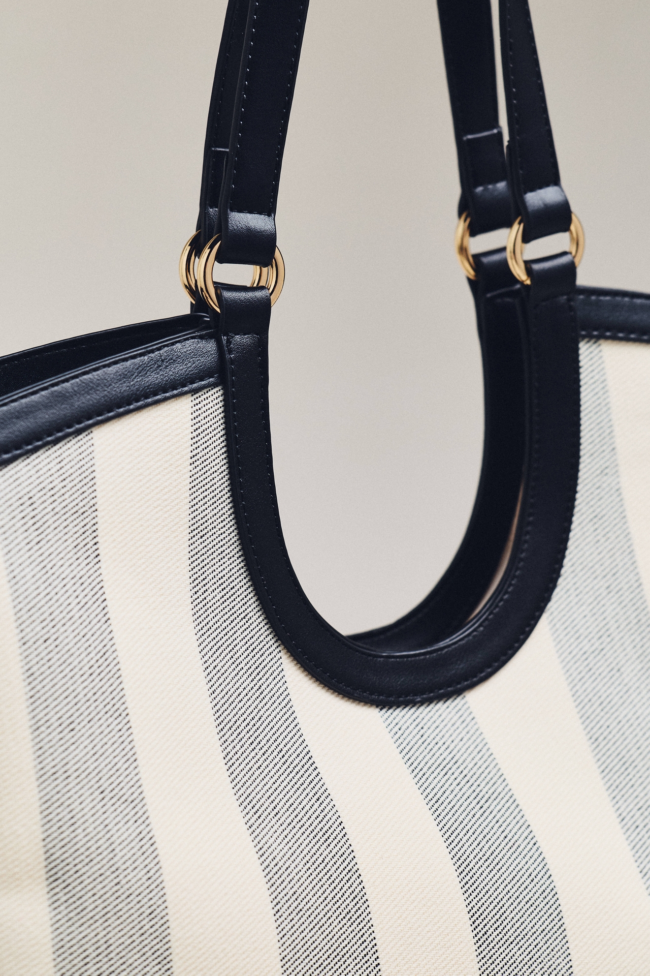 Shiraleah Positano Tote Bag