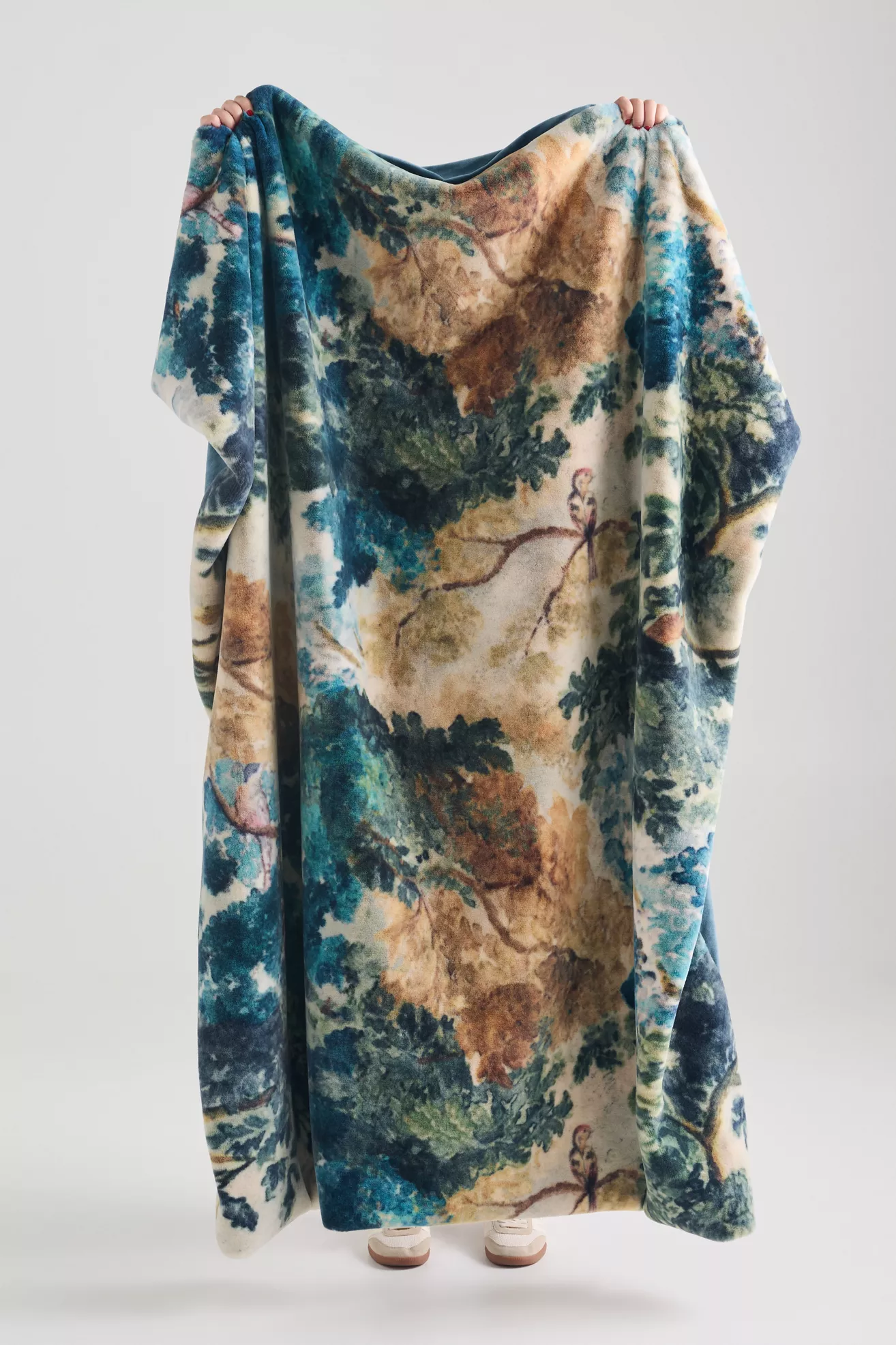 Printed Faux Fur Pattern Throw - thumbnail 2