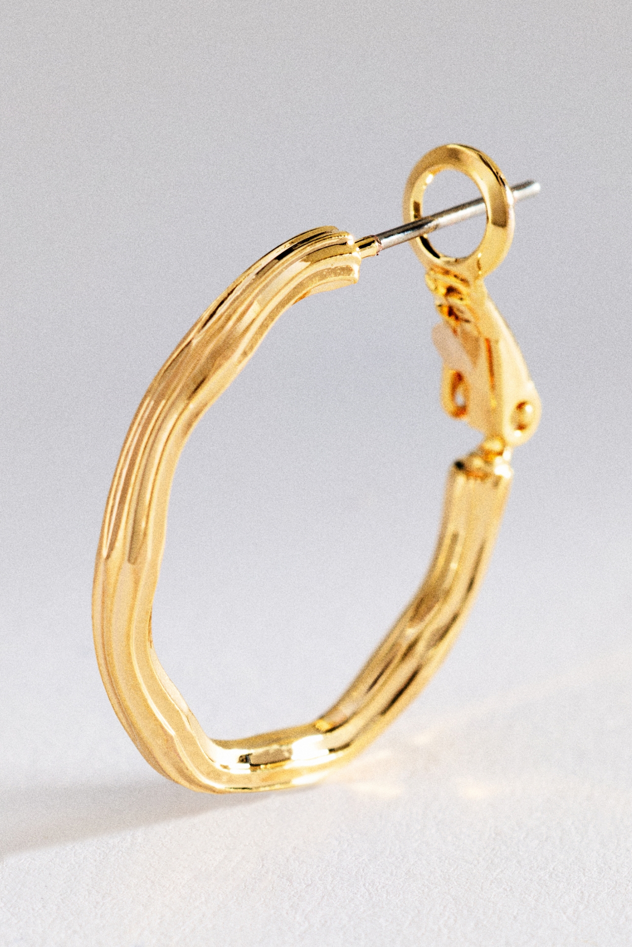 Ribbed Hoop Earrings