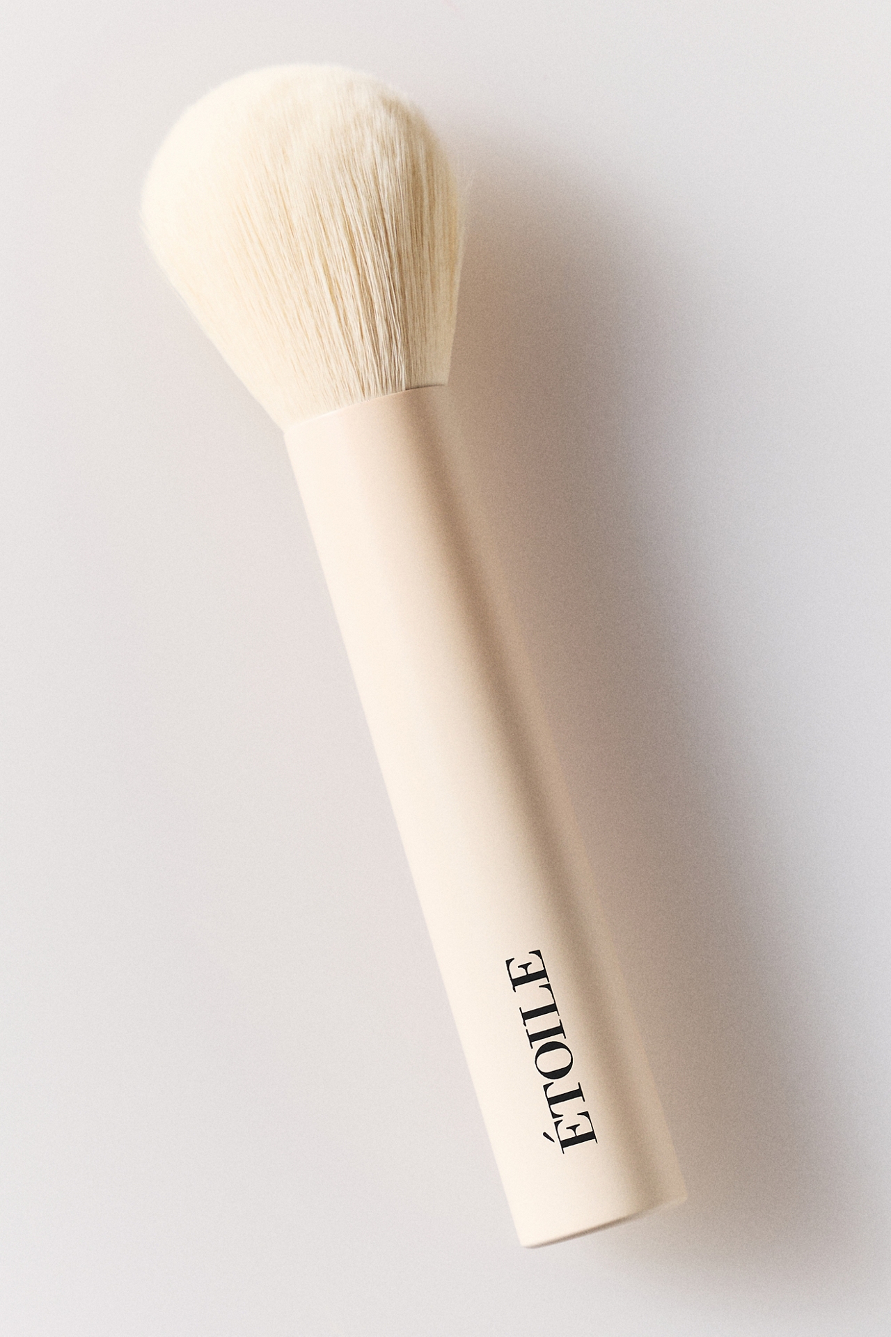 ETOILE Brush 02