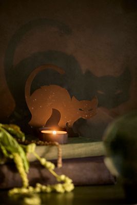 Shadow Casting Votive Holder