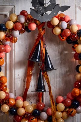 Witch Hat Bells Wreath Charm