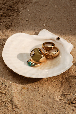 Crystal Resin Cocktail Ring