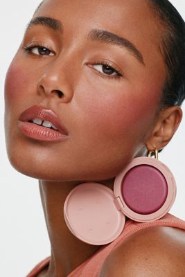 ILIA Soft Focus Blurring Blush