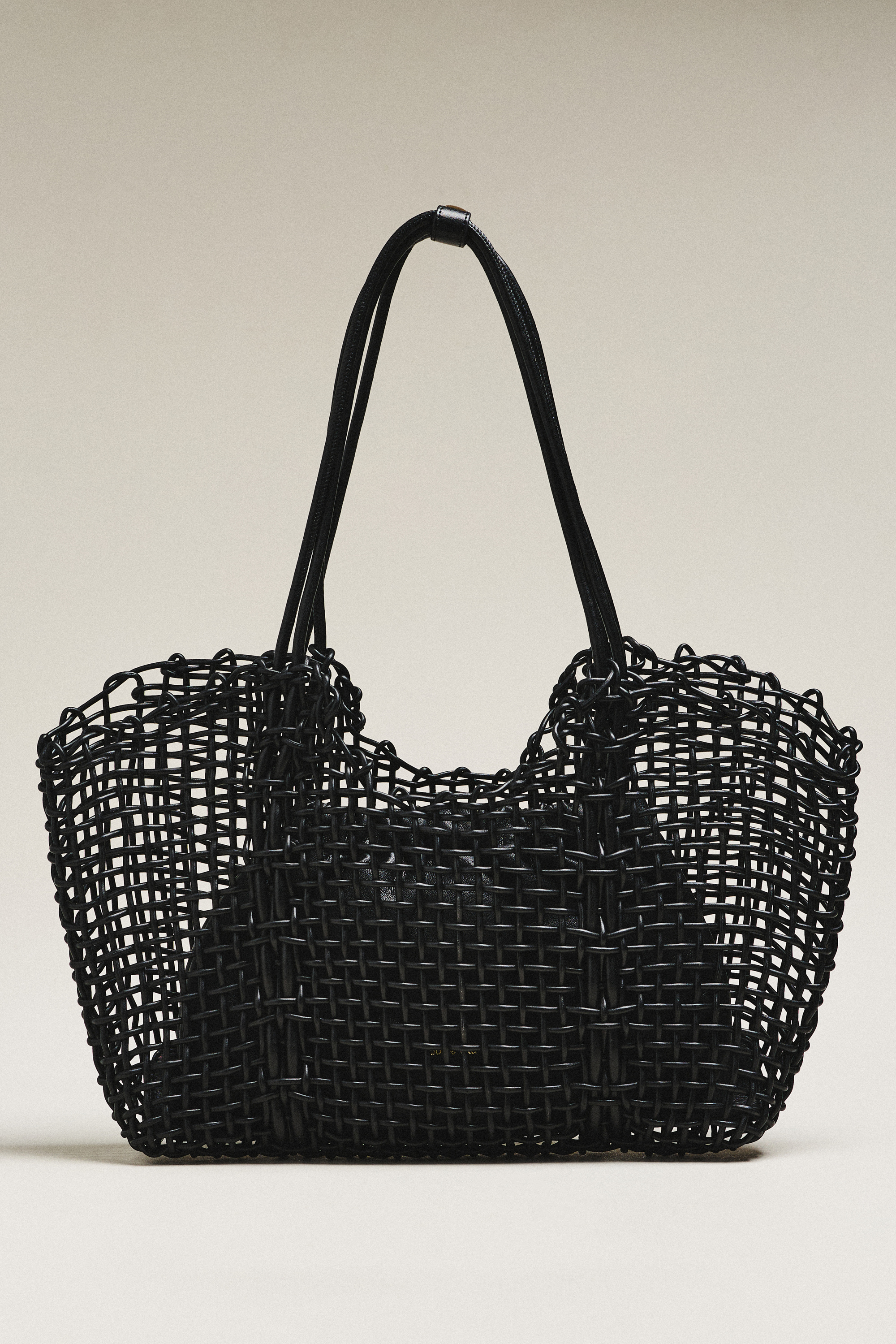 Briza Perforated Tote - Image 1