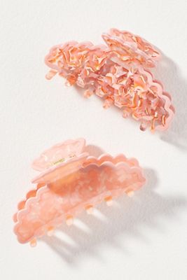 Textured Scalloped Claw Clip