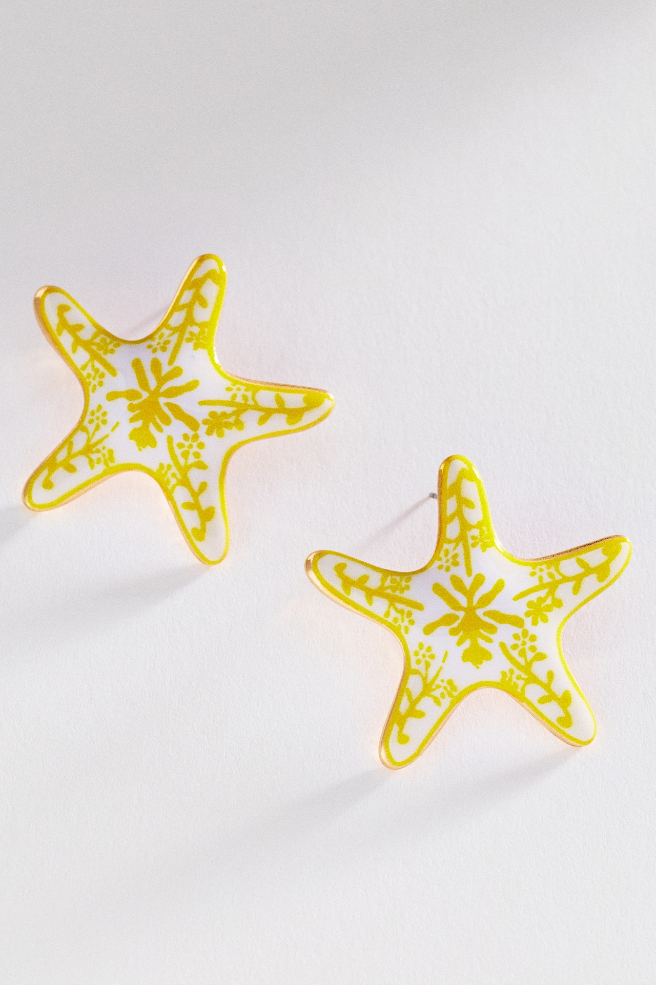 Ceramic Star Post Earrings