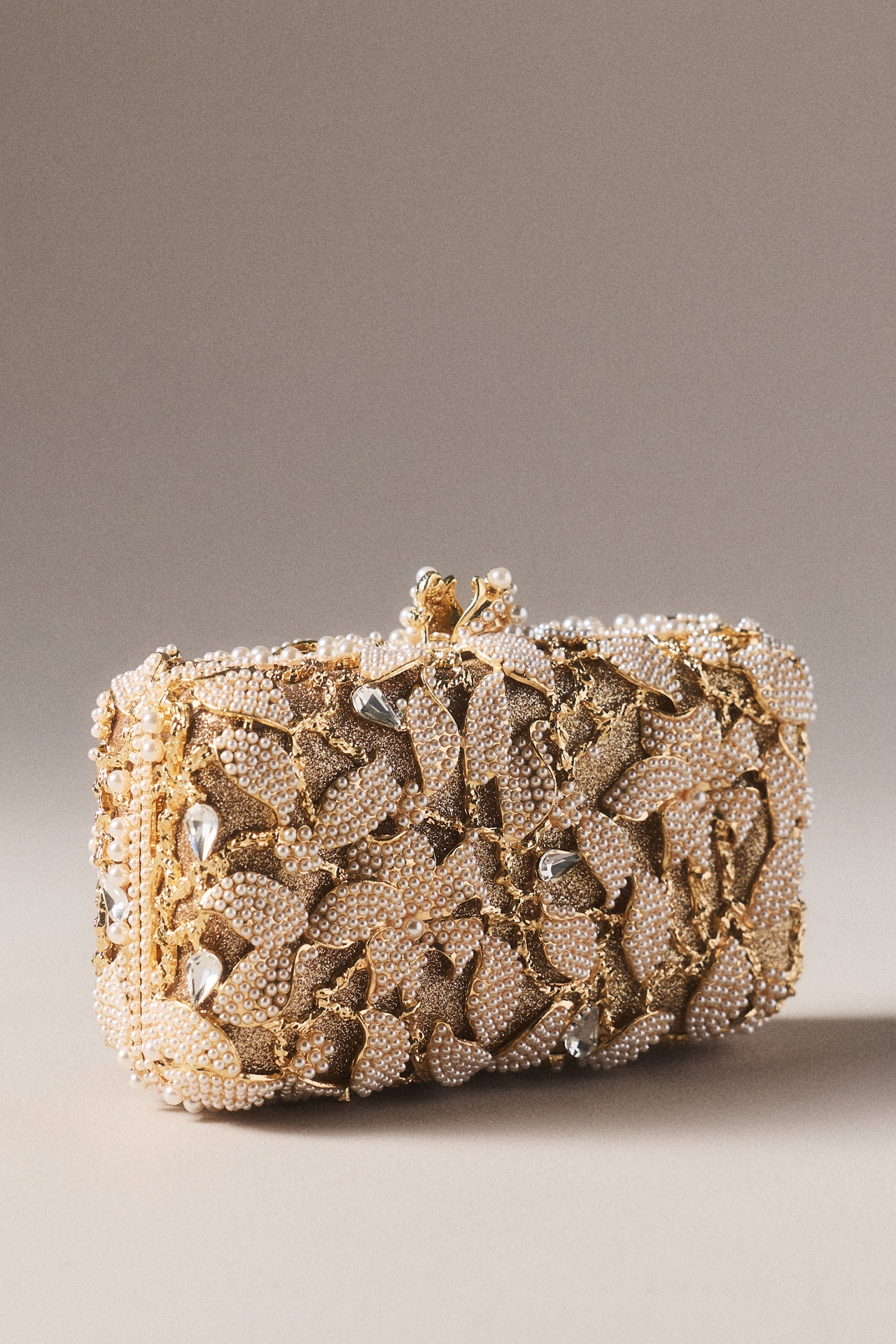 Jewel by Badgely Mischka Whitney 3D Metal Clutch