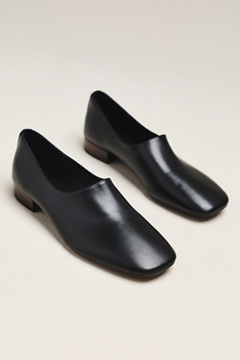 Jeffrey Campbell Leather Common Flats In Black