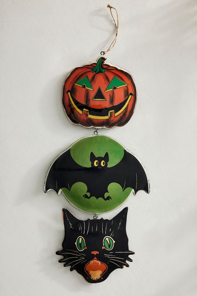 Puffed Enamel Halloween Wreath Charm #2