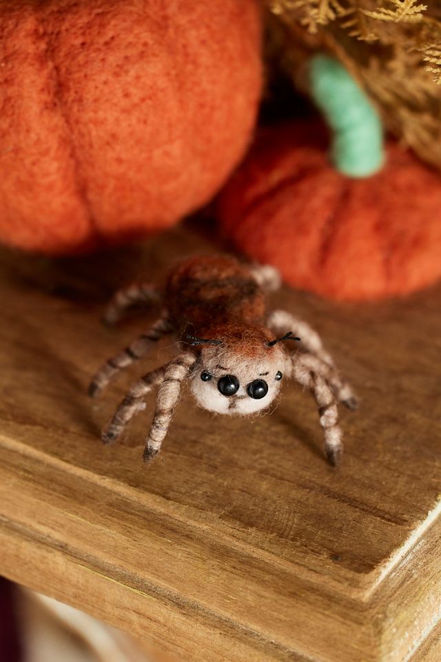 Coblyn Spider + Pumpkin Felt Critter #1