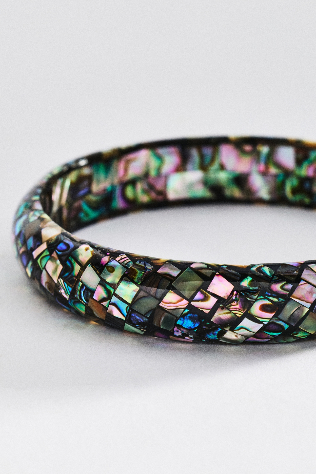 Shell Bangle Bracelet
