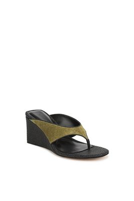 Favorite Daughter Wedge Flip-Flop Sandals