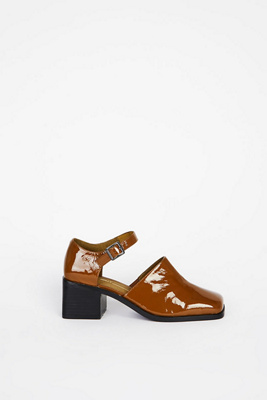 Intentionally Blank Marty Block Heels In Beige