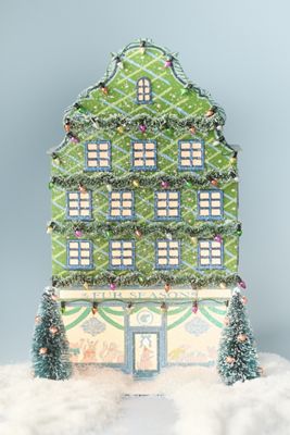 Emily Taylor x Anthropologie Casetta Natalizia Luminosa