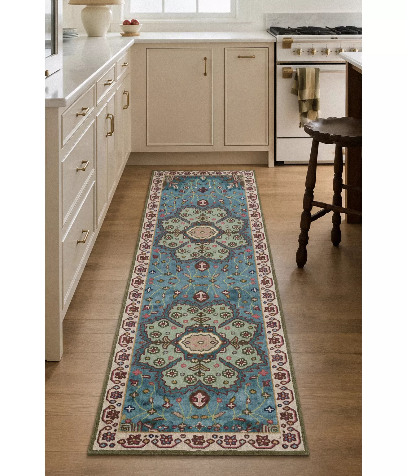 Mae Hand Tufted Persian-Inspired Wool Rug
