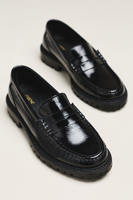 Maeve Classic Loafers In Black