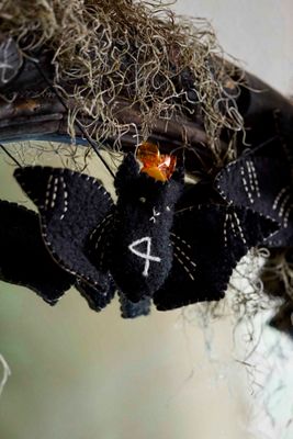 Terrain 13 Nights of Halloween Countdown Garland