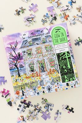 Michael Storrings Haunted House 500-Piece Glow in the Dark Puzzle
