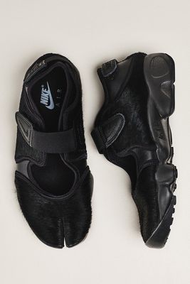 Nike Air Rift Sneakers