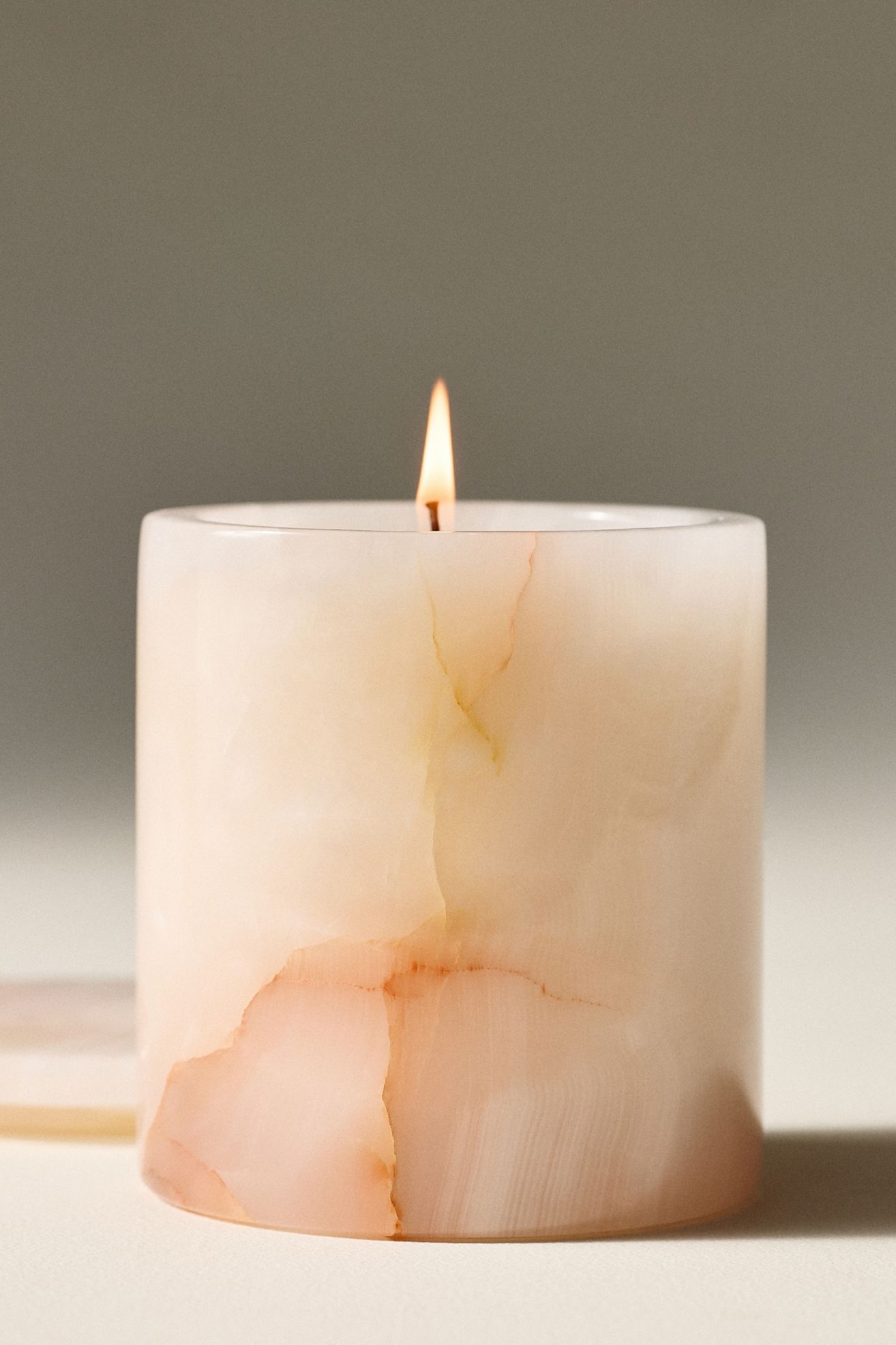 Poured New York City Fresh Bicoastal Lidded Stone Candle - Pink, M