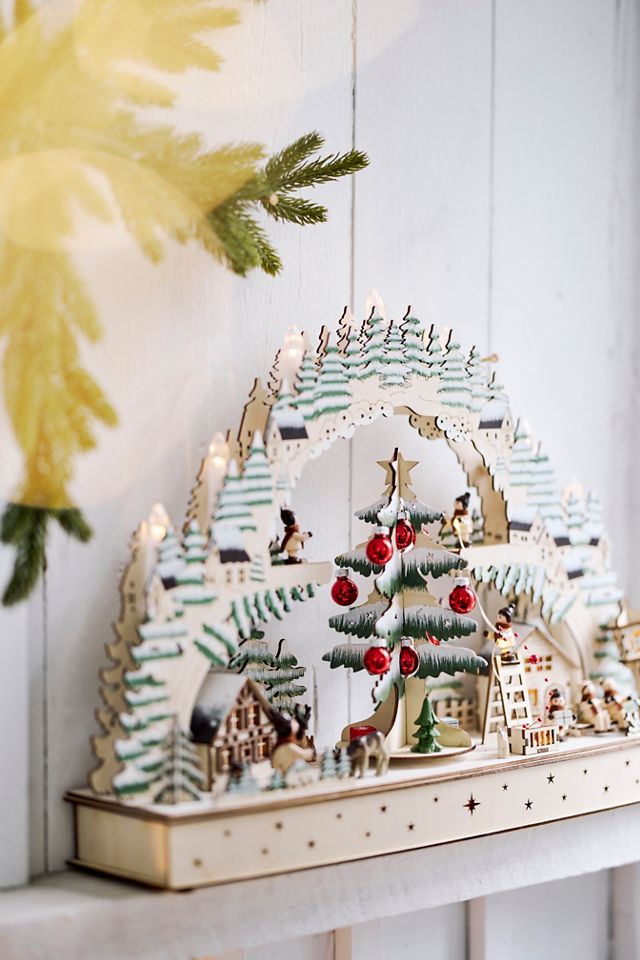 Terrain Illuminated LED Carved Wooden Christmas Scene #1