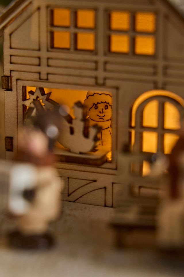 Illuminated LED Carved Wooden Christmas Scene #4