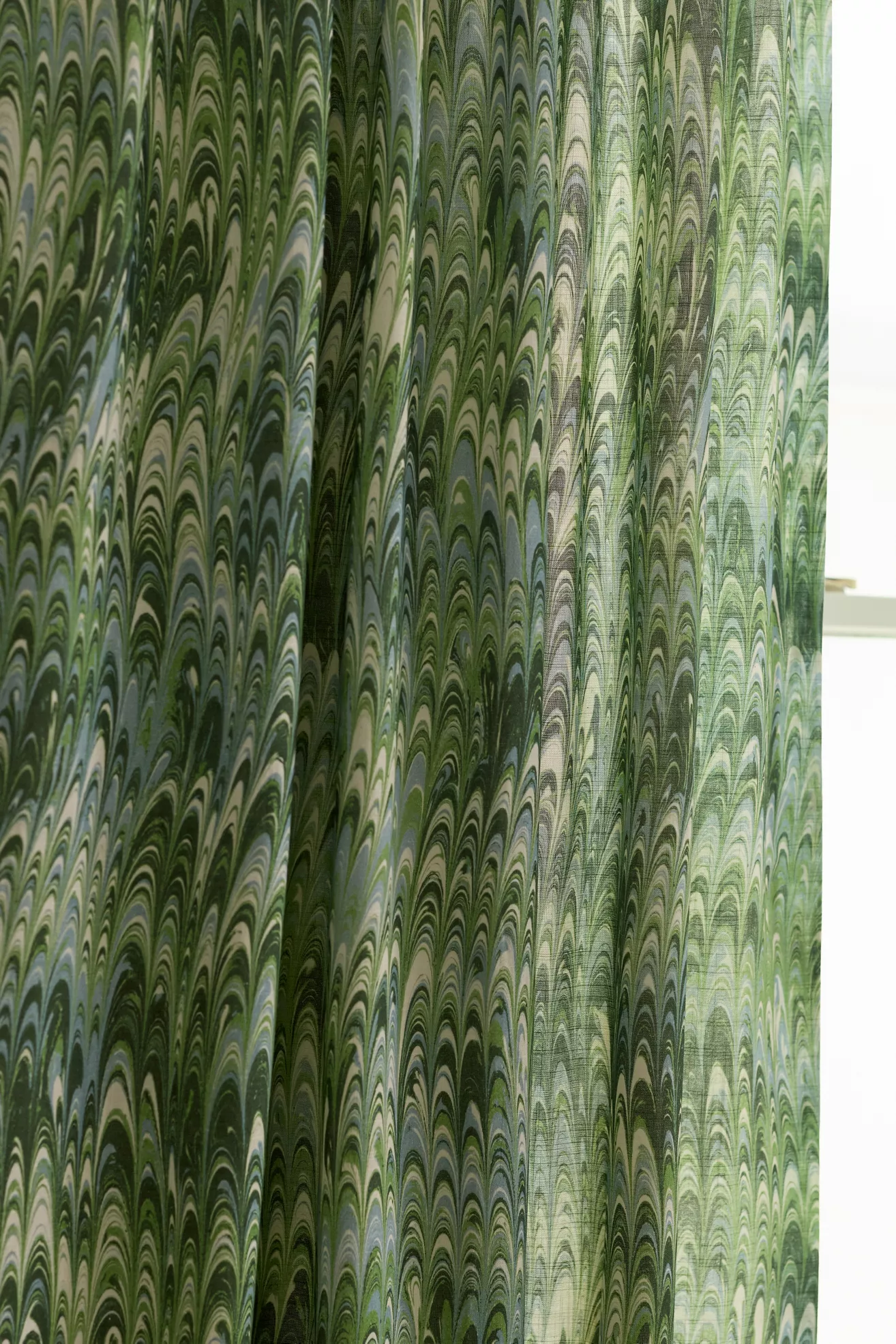Marbled Printed Woven Cotton Curtain - thumbnail 3