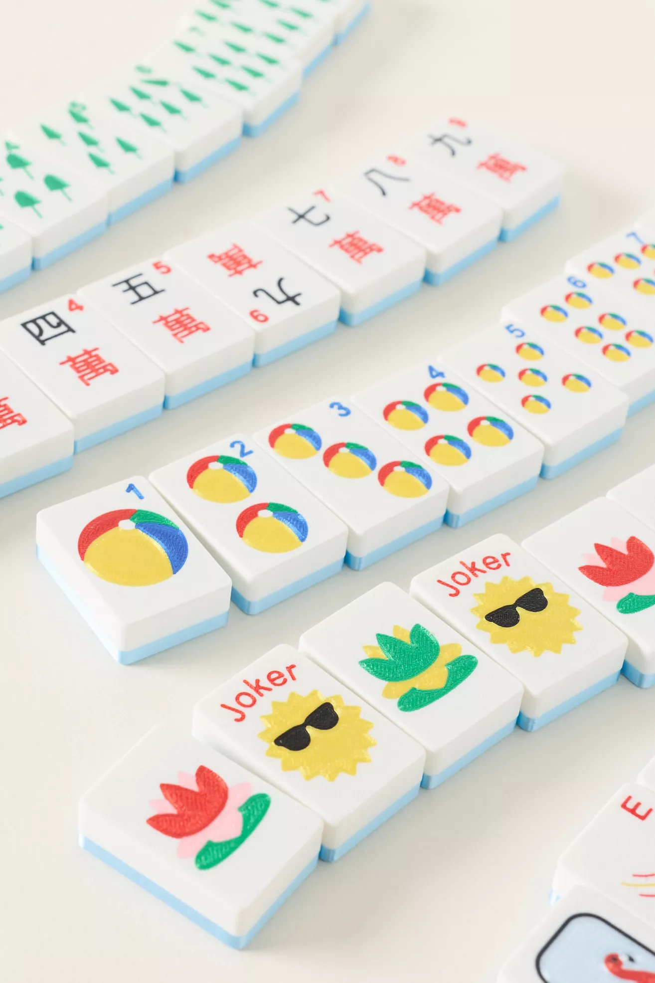 Spools Floating Travel Mahjong Tiles - thumbnail 3