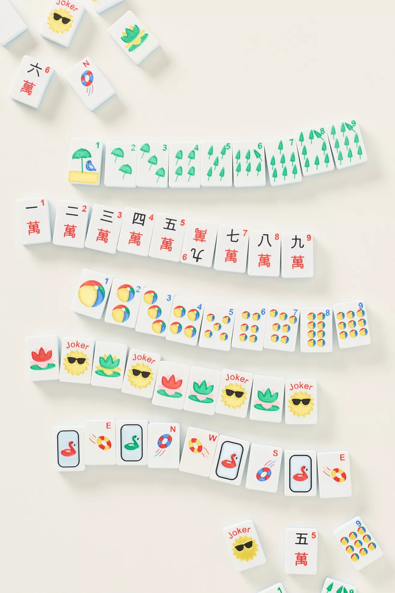 Spools Floating Travel Mahjong Tiles