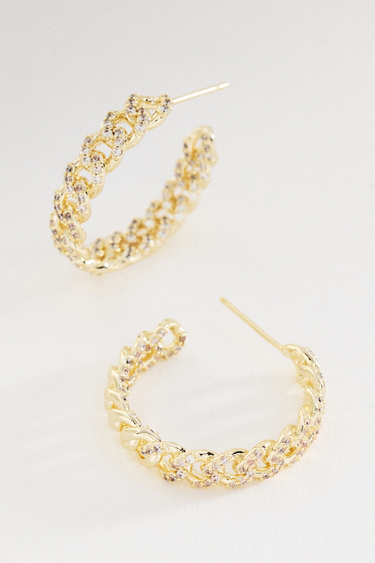 Melinda Maria Pavé Julian Chain Hoops