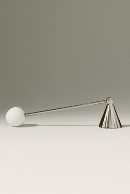 Scalloped Marble Snuffer