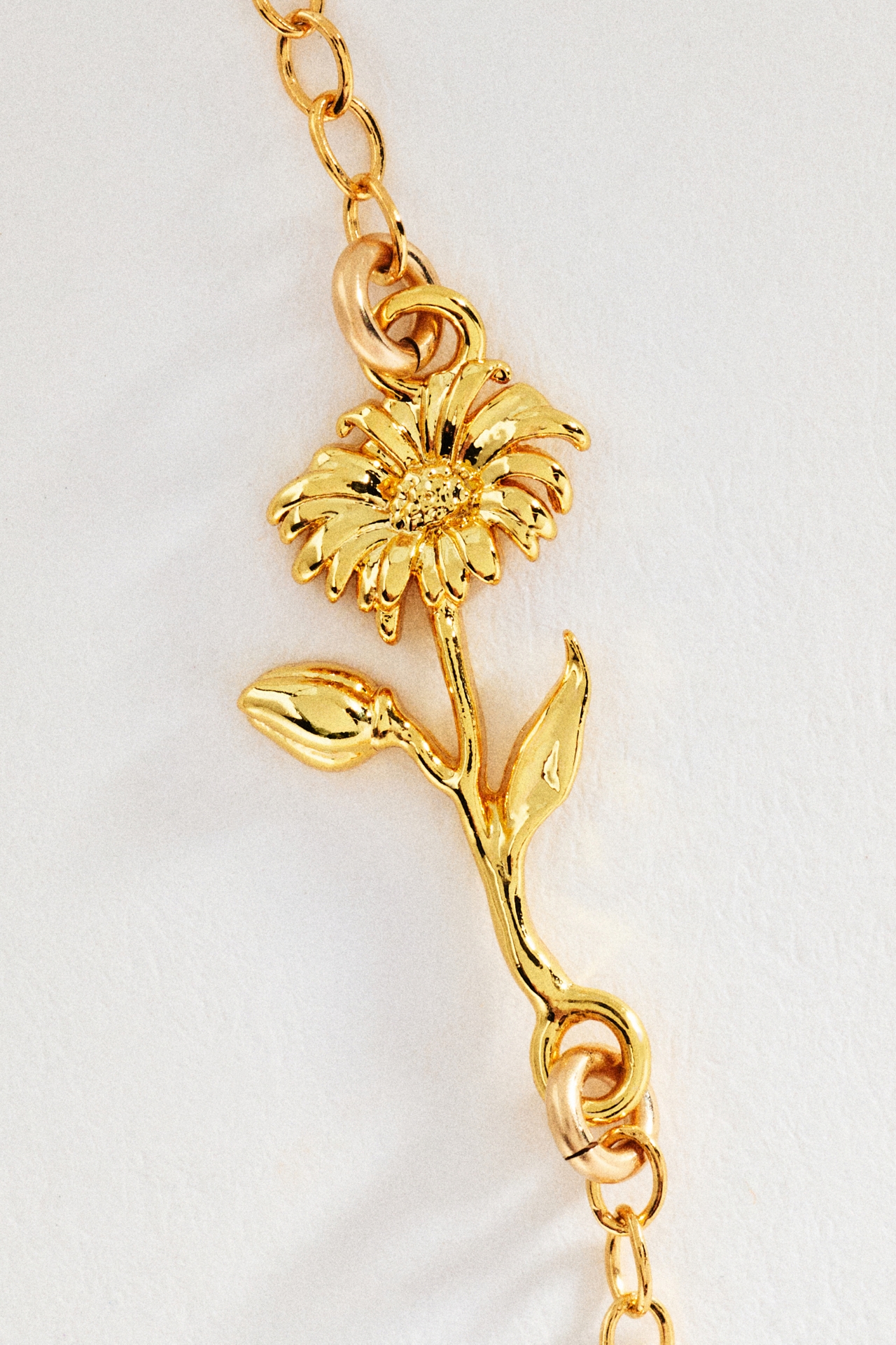 Set & Stones Elsie Birth Flower Bracelet