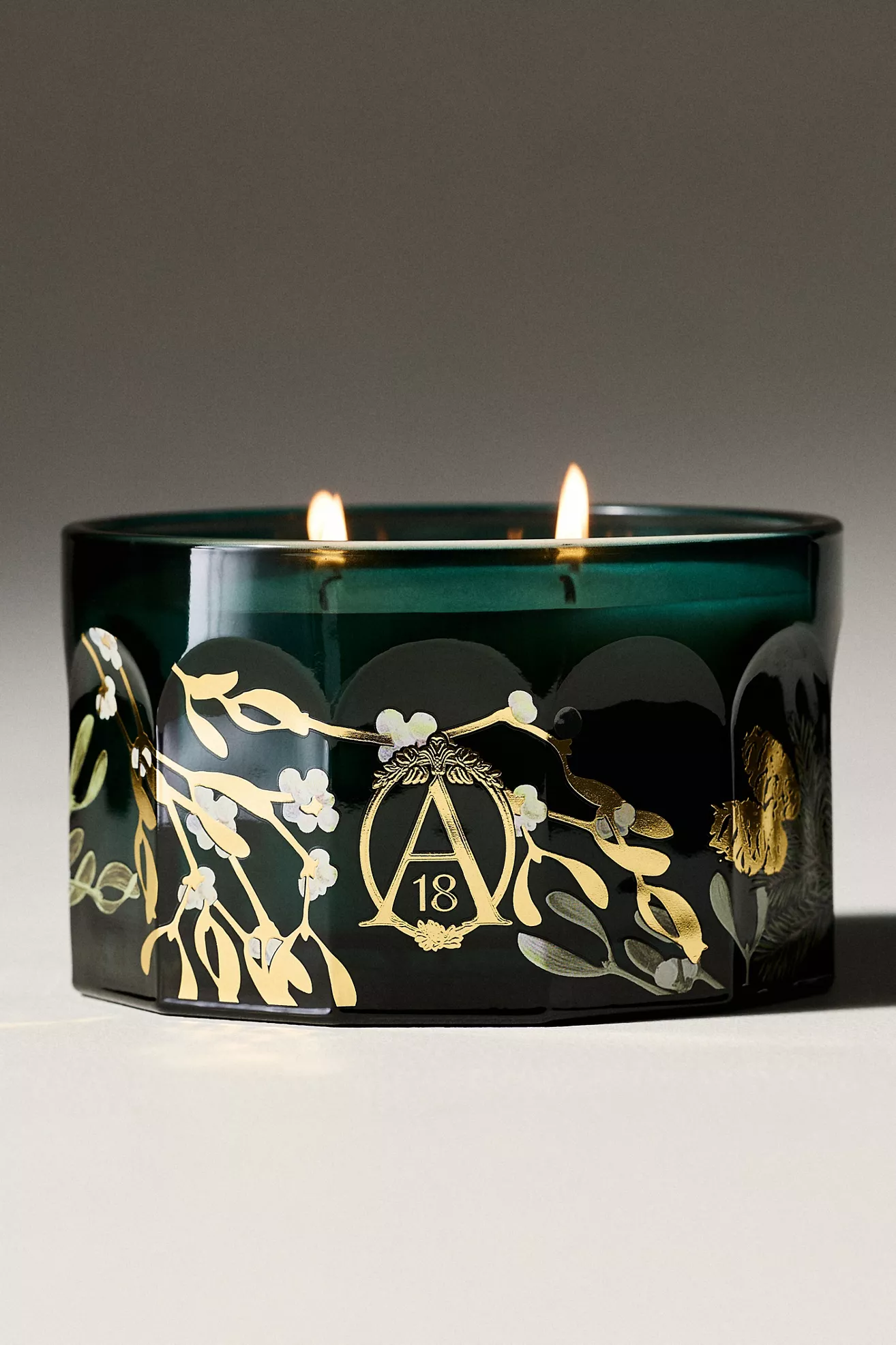 Apothecary 18 Woody Mistletoe & Moss Glass Low Wide Candle