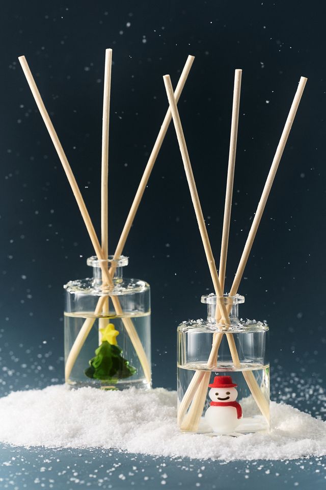 Holiday Icon Woody Mistletoe & Moss Glass Reed Diffuser #1