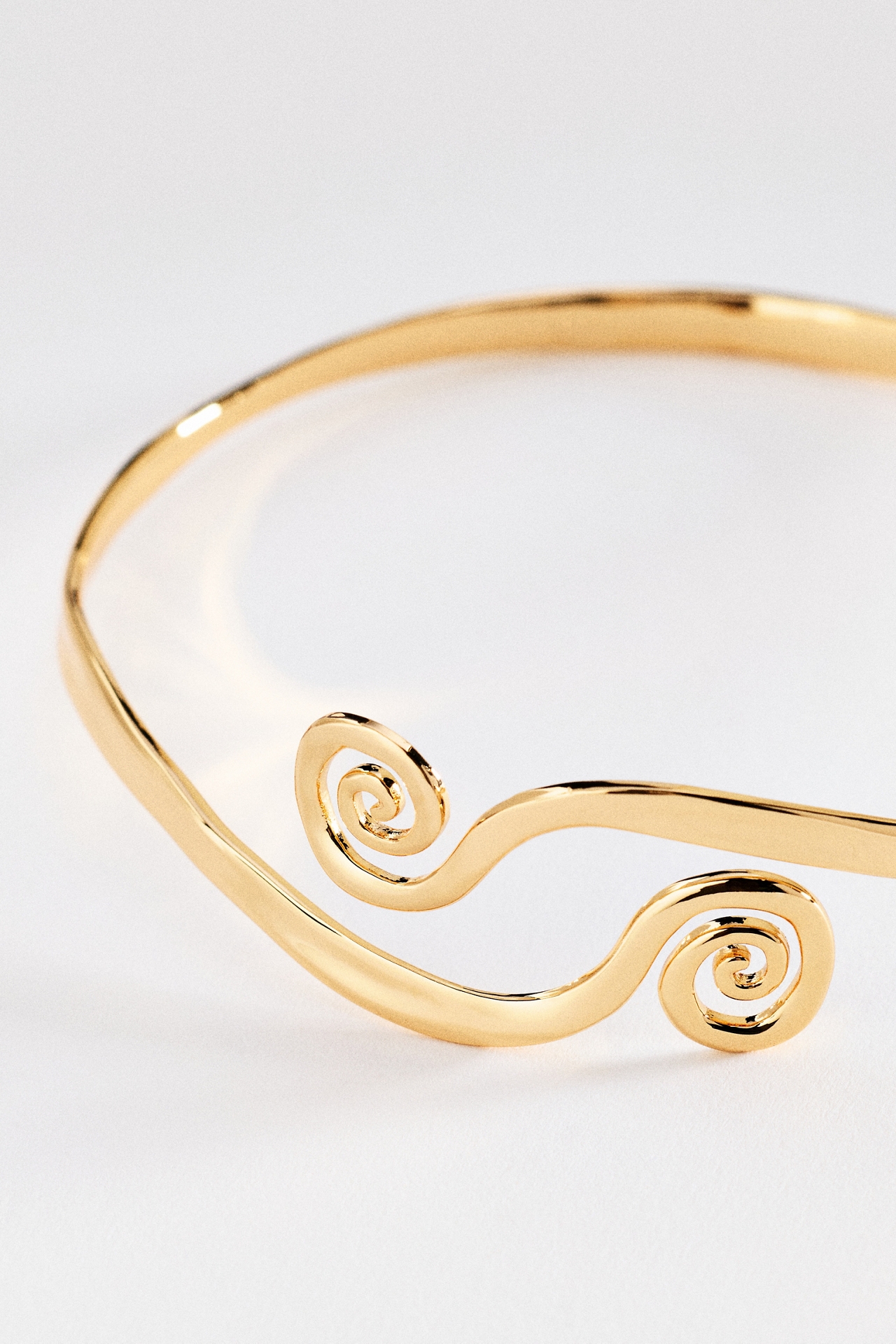 Ettika Intertwined Aura Arm Cuff
