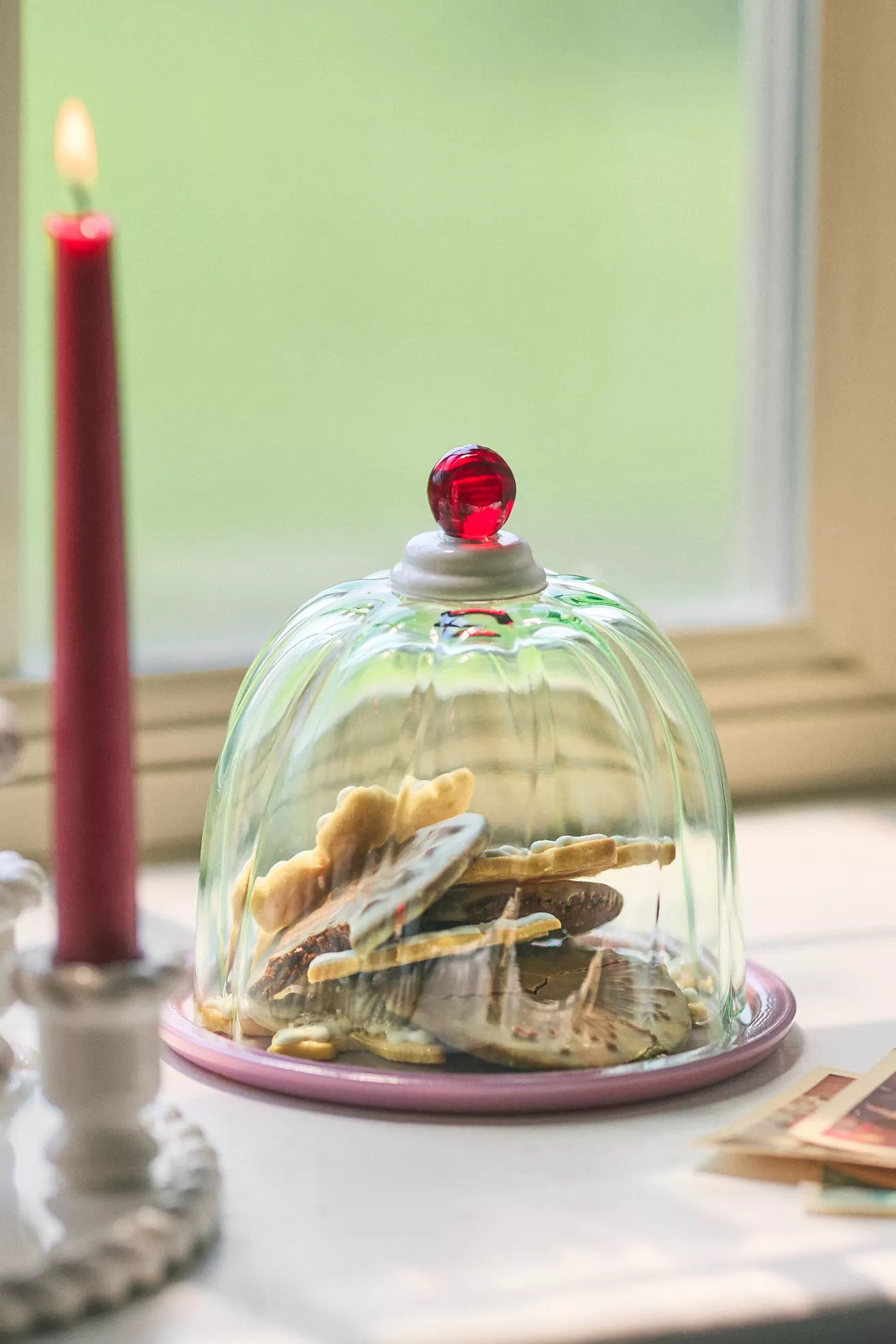 Gillian Glass Cake Stand With Dome - thumbnail 6