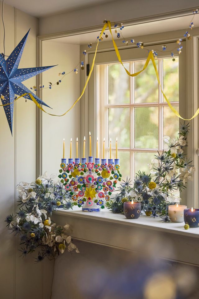 Hanukkah Creamy Santal Glass Candles, Set of 3 #4