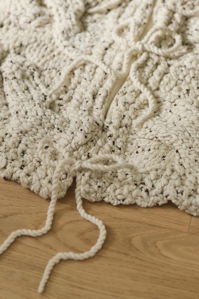 Holly Cable Knit Tree Skirt #1