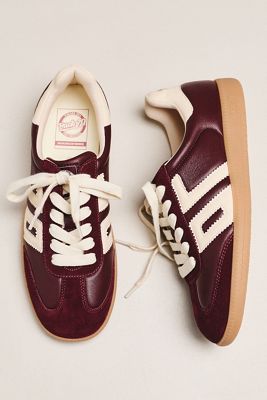Back 70 Cloud W26 Sneakers