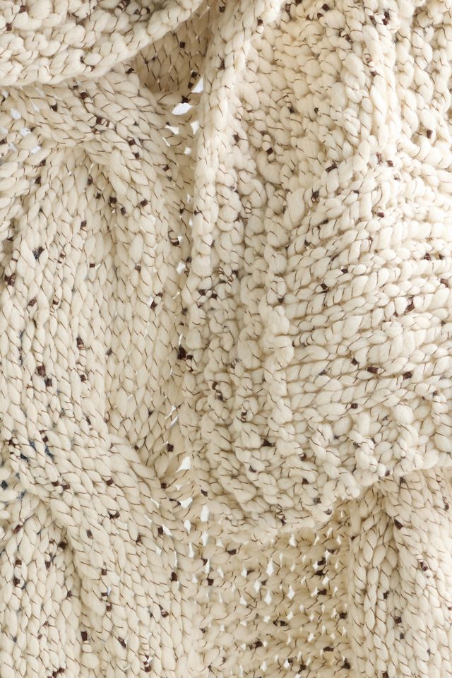 Holly Cable-Knit Throw Blanket #1