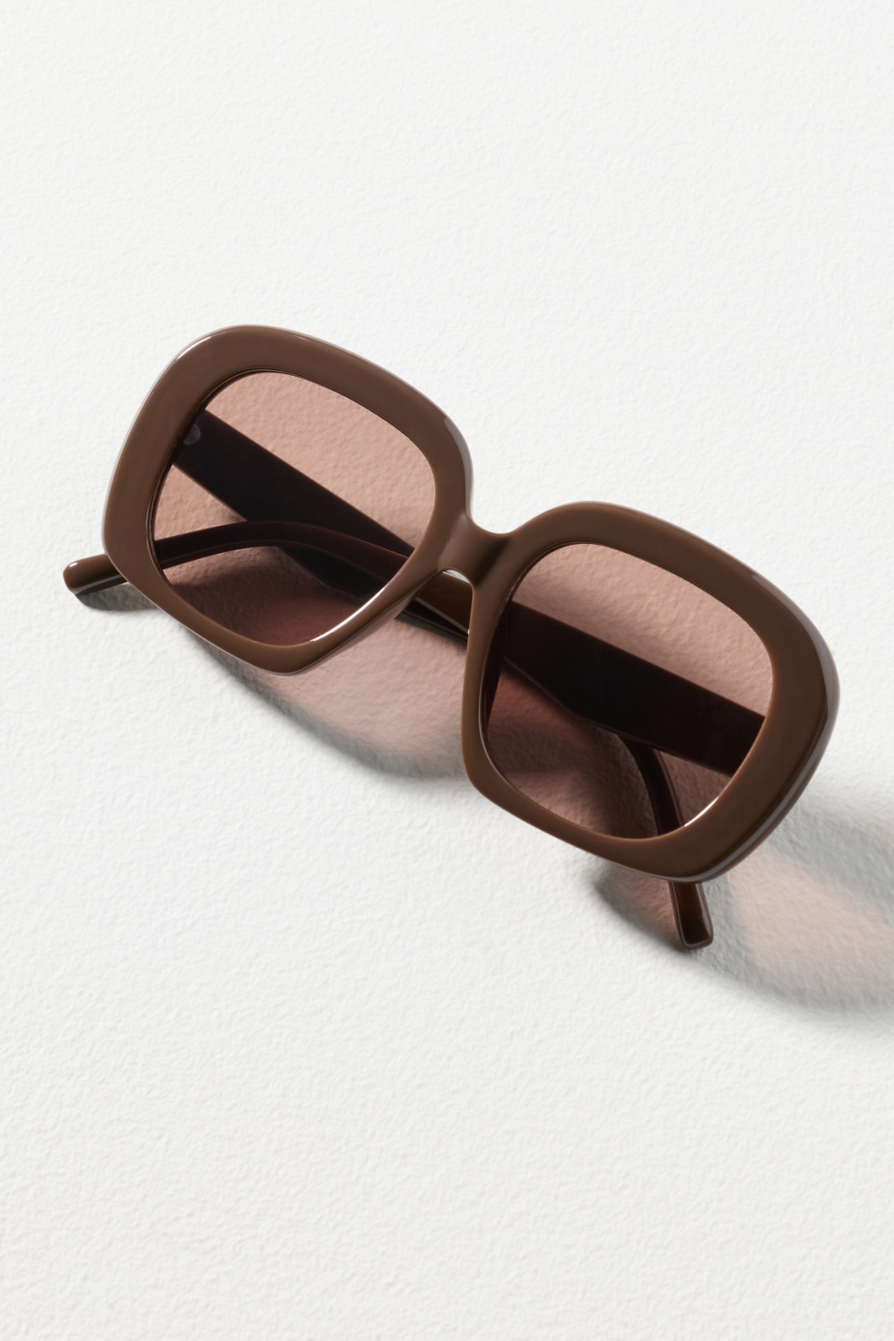 By Anthropologie Oversized Square Retro Sunglasses