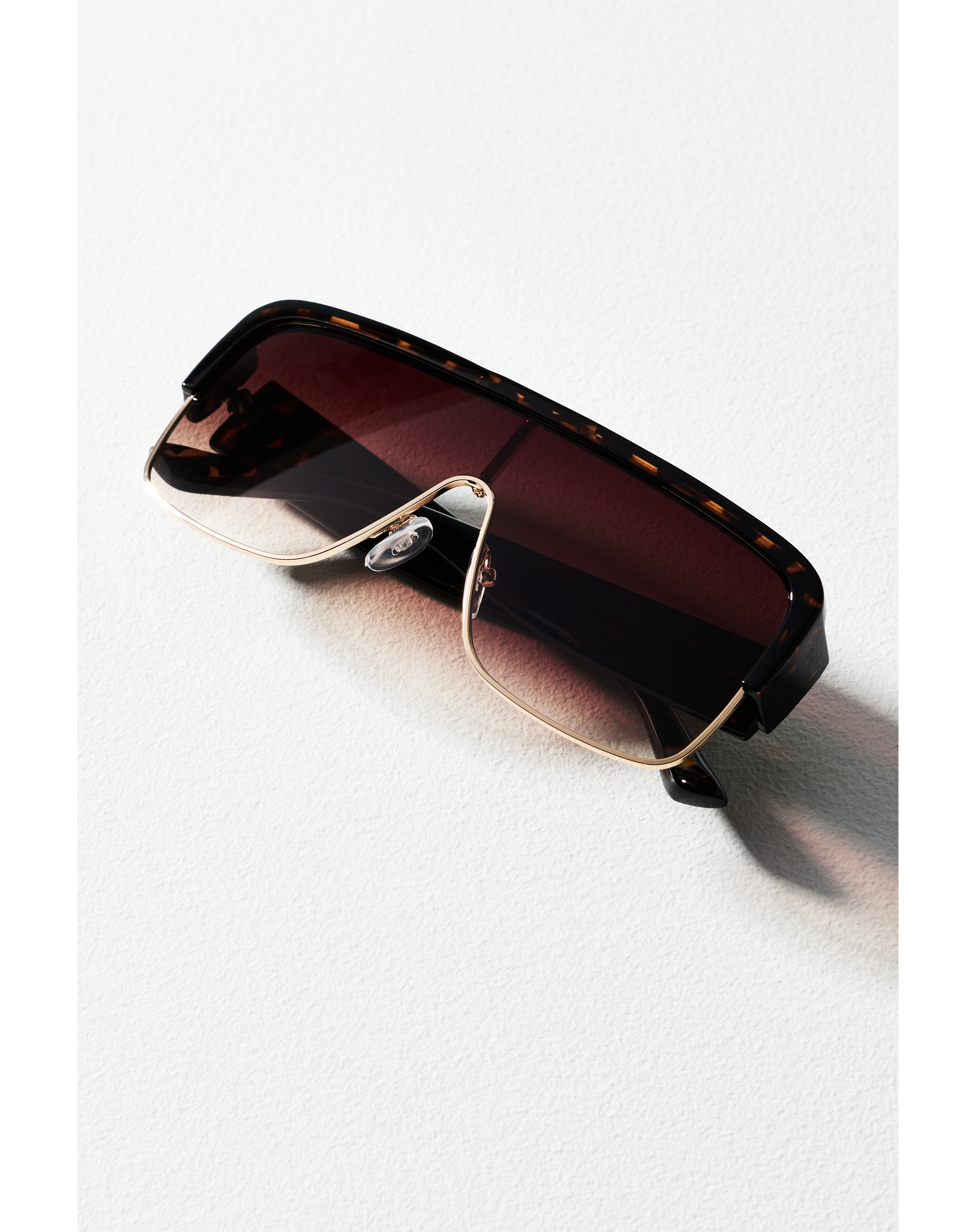 By Anthropologie Flat-Top Frameless Aviator Sunglasses