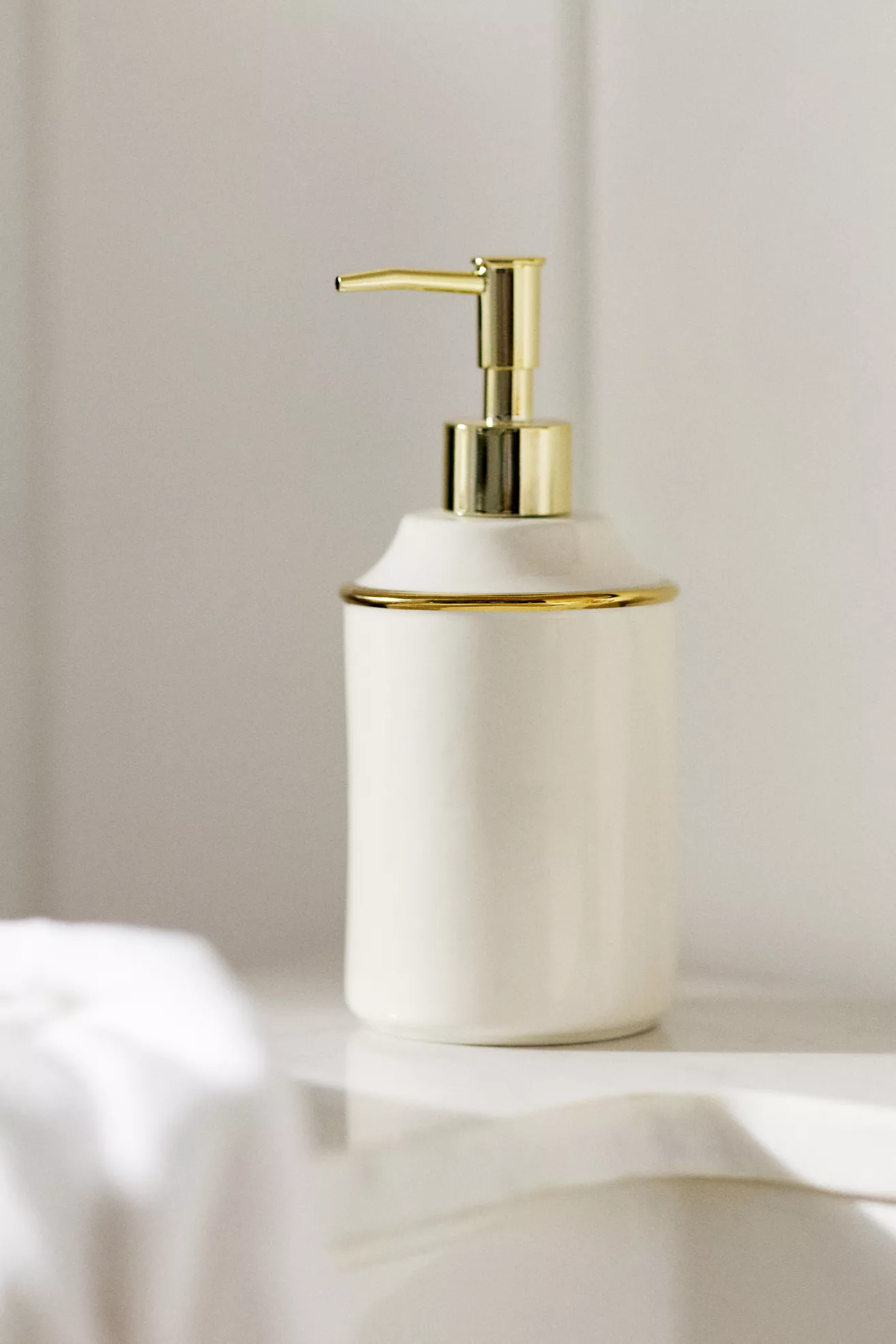 Piper Tipped Ceramic Soap Dispenser - thumbnail 5