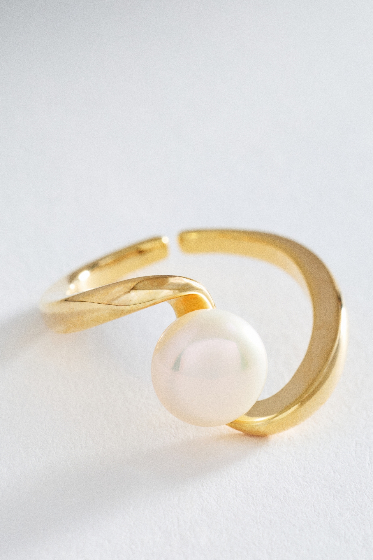 Delicate Pearl Ring