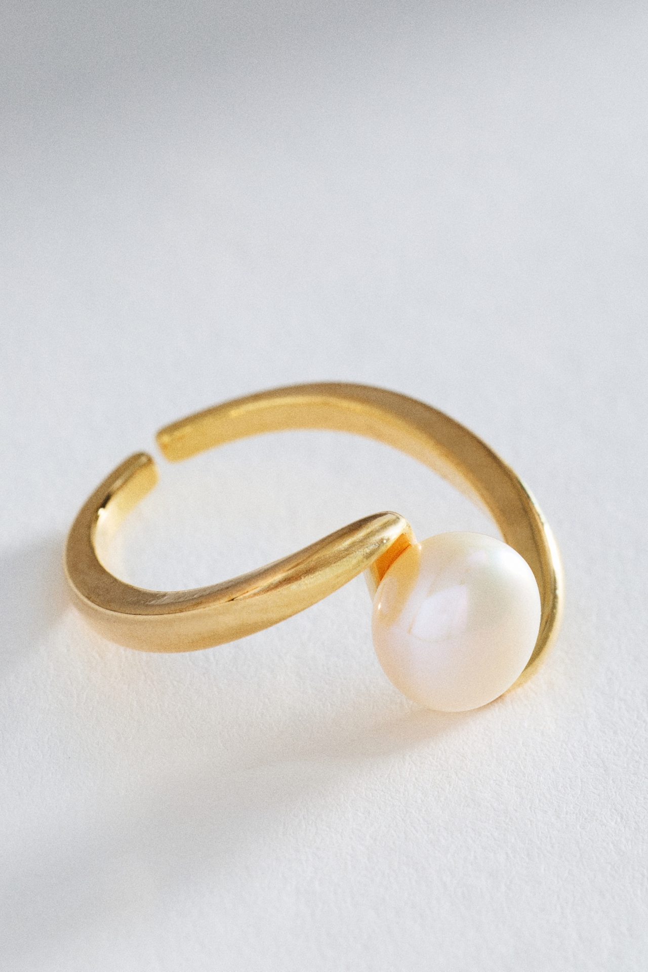 Delicate Pearl Ring