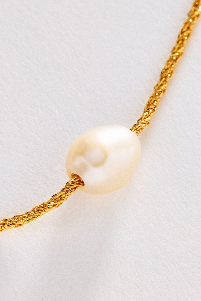 Delicate Pearl Pendant Necklace #2